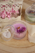 Carica l'immagine nel visualizzatore di Gallery, Candela “Marta”