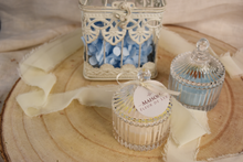 Carica l'immagine nel visualizzatore di Gallery, Candela “Marta”