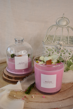 Carica l'immagine nel visualizzatore di Gallery, Candela “Dorina”