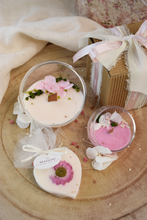 Carica l'immagine nel visualizzatore di Gallery, Cialda cuore profumata