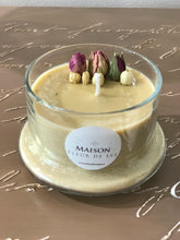 Carica l'immagine nel visualizzatore di Gallery, Candela “Dorina”