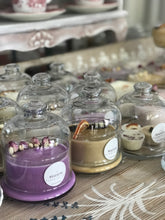 Carica l'immagine nel visualizzatore di Gallery, Candela “Dorina”